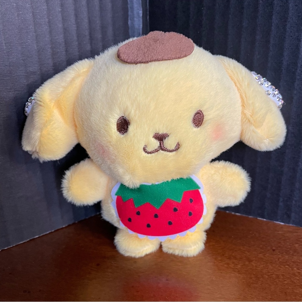 Pompomurin Plush Pocketbook Charm or Keychain. NWOT